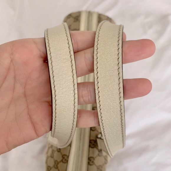 SOLD Gucci canvas tote zip bag/ shoulder bag authentic - Picture 4 of 9